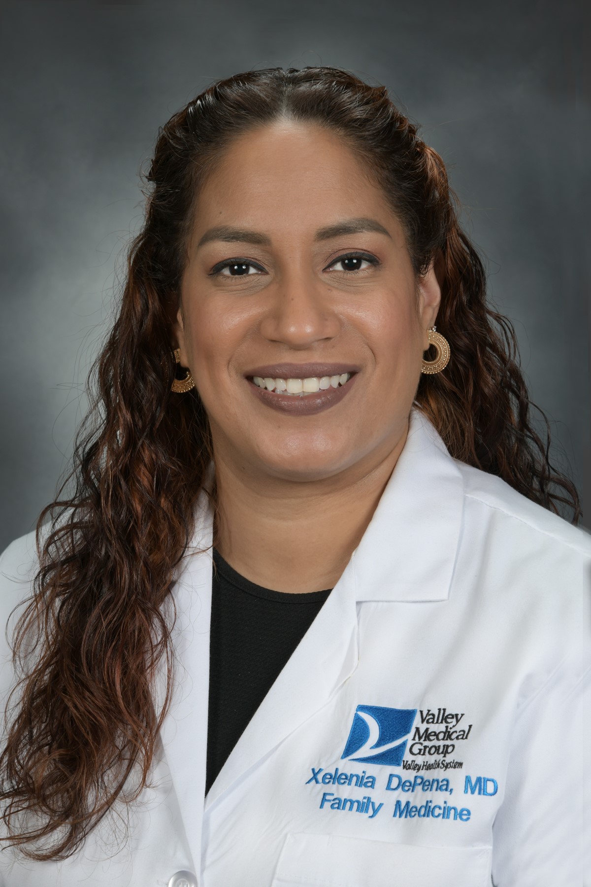 Dr. Xelenia Depena, MD, FAAFP - Dumont, NJ - Family Medicine